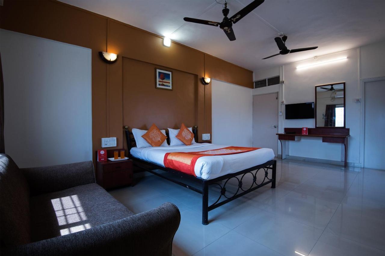 Oyo 1065 Hotel Hmr Royal Inn Pune Exterior foto